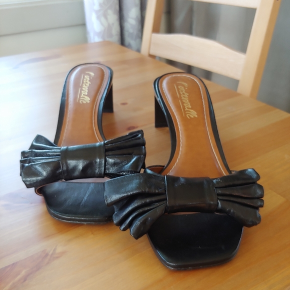 L'INTERVALLE Shoes - L'intervalle Women's Heels EUC Size 41